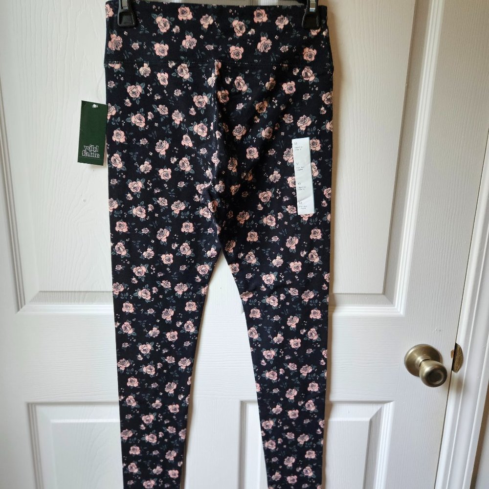 Wild Fable Women's M Leggings